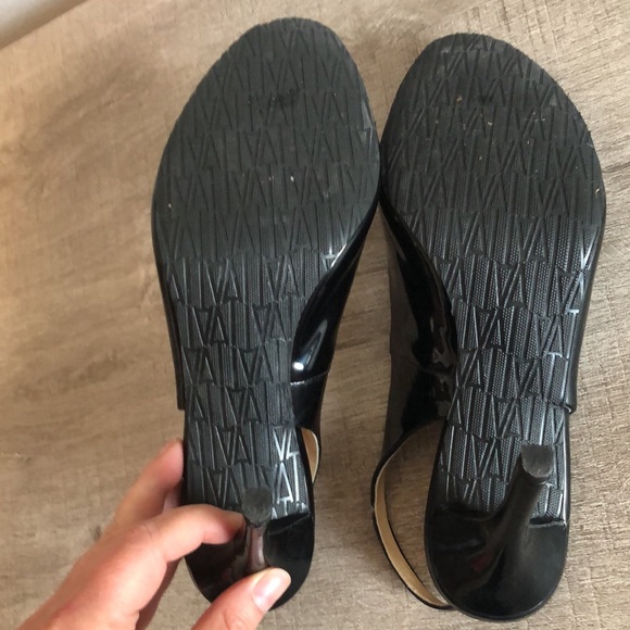Ann Taylor black patent heels size 8 EUC - Picture 6 of 11